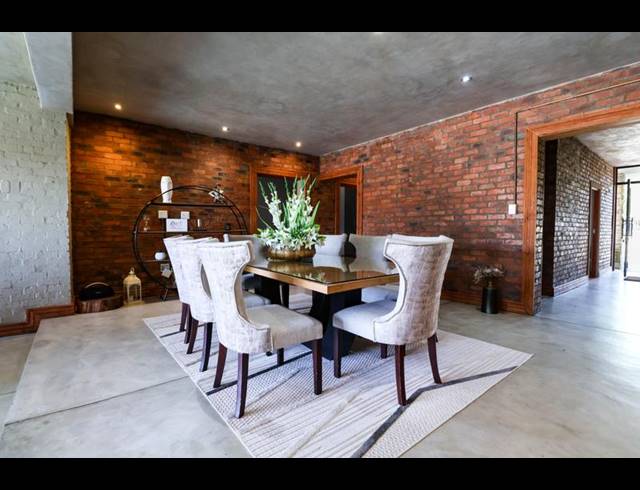 4 BEDROOM HOUSE FOR SALE IN COPPERLEAF ESTATE